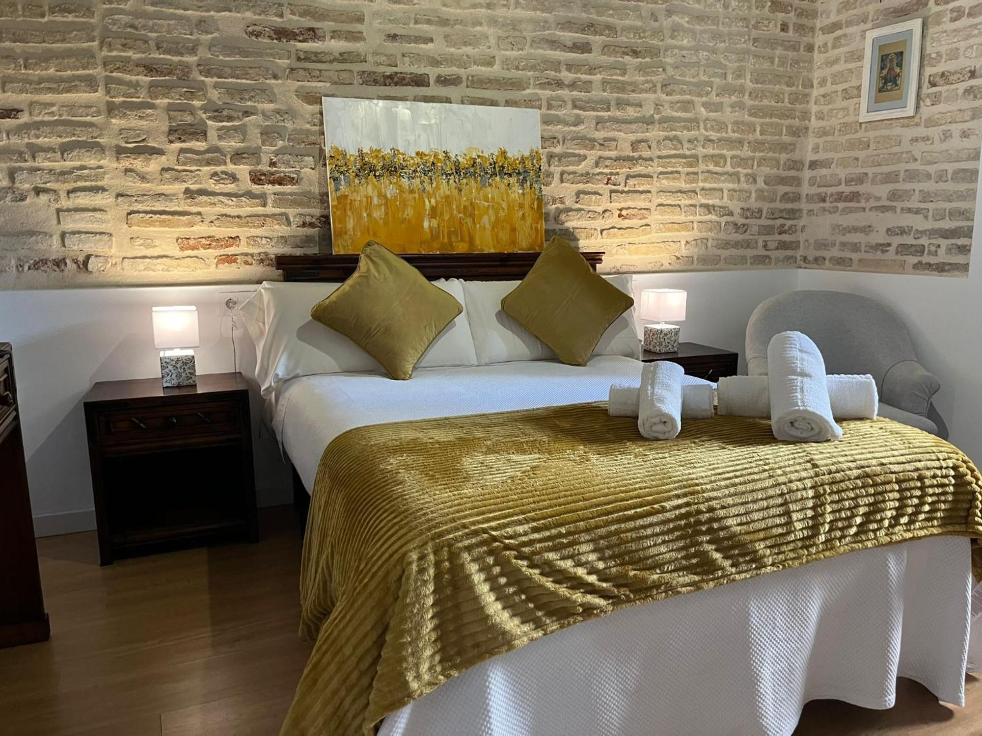 Clarisas Suites Кармона Екстер'єр фото